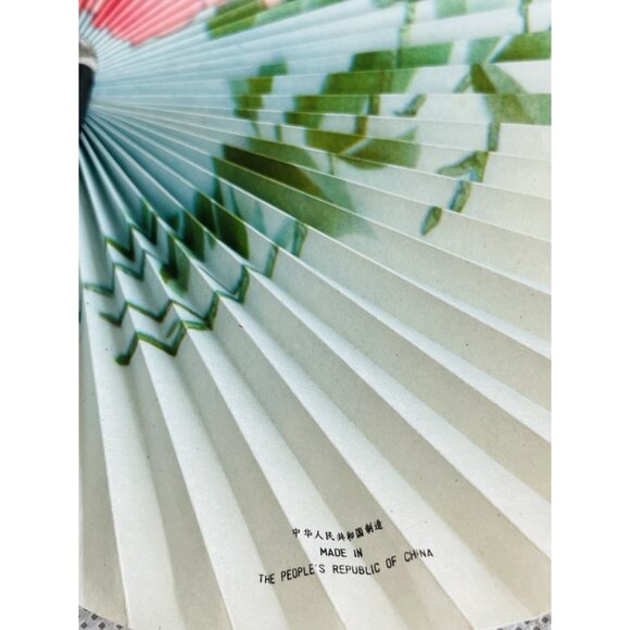 Vintage Chinese Folding Paper Hand Fan with Bird and Floral Design - Picture 4 of 4